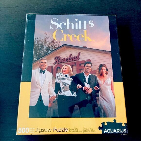 Schitt’s Creek 500-pc Jigsaw Puzzle - Picture 2 of 3